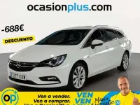 Usado Opel Astra Excellence 136 CV (100 kW) 2017 Blanco Familiar