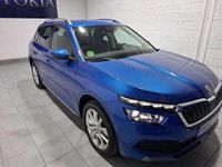 Usado Skoda Kamiq Ambition 110 CV (80 kW) 2021 Azul SUV
