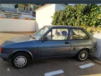Usado Ford Fiesta 59 CV (43 kW) 1988 Gris / plata Utilitario