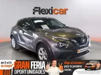 Usado Nissan Juke Acenta 114 HP (83 kW) 2022 Cinzento SUV