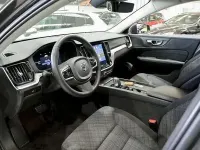 Usado Volvo V60 CC Core 197 CV (144 kW) 2024 Marrón Familiar