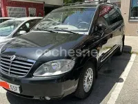 Usado SsangYong Rodius 165 CV (121 kW) 2009 Negro Monovolumen