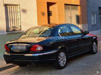 Usado Jaguar X-type Executive 196 CV (144 kW) 2001 Verde Berlina