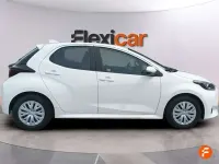 Usado Toyota Yaris Edition 125 CV (91 kW) 2023 Blanco Utilitario