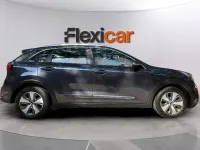 Usado Kia Niro 141 CV (103 kW) 2019 Gris SUV