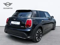 Usado Mini Cooper 136 CV (100 kW) 2023 Enigmatic black metalizada Utilitario
