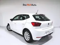 Usado Seat Ibiza Style 110 CV (80 kW) 2022 Blanco Utilitario