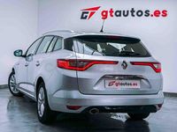 Usado Renault Mégane GrandTour Zen 115 CV (84 kW) 2019 Gris / plata Familiar