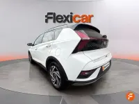 Usado Hyundai Bayon 100 CV (73 kW) 2025 Blanco SUV