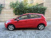 Usado Ford Fiesta Trend 68 CV (50 kW) 2009 Rojo Utilitario