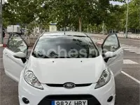 Usado Ford Fiesta Sport 90 CV (66 kW) 2011 Blanco Berlina