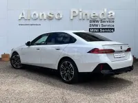 Usado BMW 530e Comfort Edition 299 CV (219 kW) 2025 Blanco Berlina