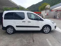 Usado Citroën Berlingo 100 CV (73 kW) 2018 Blanco Monovolumen
