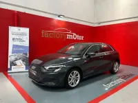 Usado Audi A3 Sportback 116 CV (85 kW) 2022 Gris Utilitario