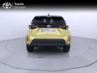 Usado Toyota Yaris Cross Style 116 CV (85 kW) 2022 Amarillo SUV