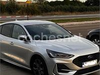 Usado Ford Focus ST-Line 125 CV (91 kW) 2024 Gris / plata Berlina