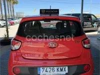 Usado Hyundai i10 GO! 66 CV (48 kW) 2018 Rojo Utilitario