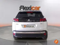 Usado Peugeot 3008 Active 130 CV (95 kW) 2020 Blanco SUV