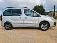 Begagnad Peugeot Partner Tepee Active 110 HK (80 kW) 2016 Grå Minibuss