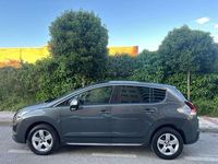 Usado Peugeot 3008 156 CV (114 kW) 2014 Gris Familiar