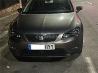 Usado Seat Leon Style 105 CV (77 kW) 2014 Gris / plata Familiar