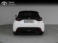 Usado Toyota Yaris Hybrid Business Edition 116 CV (85 kW) 2022 Blanco Berlina