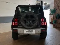 Usado Land Rover Defender SE 249 CV (183 kW) 2023 Negro SUV