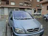 Usado Opel Zafira 100 CV (73 kW) 2004 Gris / plata Monovolumen