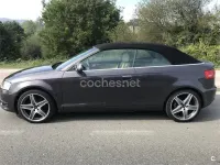 Usado Audi A3 Cabriolet Ambition 105 CV (77 kW) 2009 Violeta / lila Descapotable