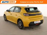 Usado Peugeot 208 Active 75 CV (55 kW) 2022 Amarillo Utilitario