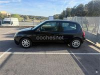 Usado Renault Clio II Authentique 60 CV (44 kW) 2005 Negro Berlina