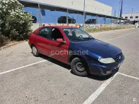 Usado Citroën Xsara Exclusive 90 CV (66 kW) 2000 Rojo Berlina