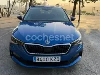 Usado Skoda Scala Sport 115 CV (84 kW) 2019 Azul Utilitario