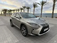 Usado Lexus RX450h Executive Line 313 CV (230 kW) 2018 Gris / plata SUV