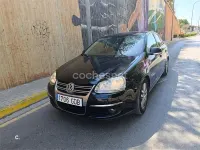 Usado VW Jetta Trendline 105 CV (77 kW) 2008 Negro Berlina