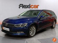 Usado VW Passat Advance 120 CV (88 kW) 2017 Azul Familiar