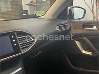 Usado Peugeot 308 Allure 110 CV (80 kW) 2019 Blanco Berlina