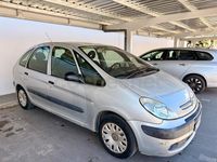 Usado Citroën Xsara Picasso 110 CV (80 kW) 2004 Gris / plata Monovolumen