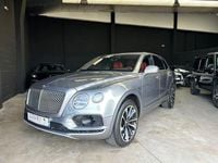 Usado Bentley Bentayga 608 CV (447 kW) 2017 Gris / plata SUV
