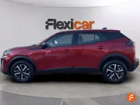 Usado Peugeot 2008 Active 102 CV (75 kW) 2023 Rojo SUV