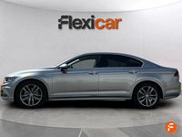 Usado VW Passat Advance 150 CV (110 kW) 2018 Gris Berlina