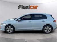 Usado VW Golf VIII 116 CV (85 kW) 2025 Azul Berlina