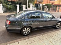 Usado VW Passat R-line 160 CV (117 kW) 2008 Azul Berlina