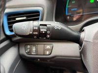 Usado Hyundai Ioniq 141 CV (103 kW) 2019 Plateado Utilitario