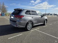 Usado Mitsubishi Outlander P-HEV 224 CV (164 kW) 2019 Gris / plata SUV