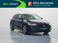 Usado Ford Focus ST-Line 125 CV (91 kW) 2023 Negro Berlina