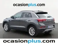 Usado VW T-Roc Life 110 CV (80 kW) 2024 Gris SUV