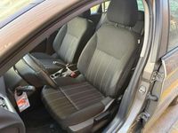 Usado Citroën C4 Feel 110 CV (80 kW) 2016 Beige Utilitario