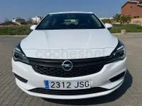 Usado Opel Astra Expression 105 CV (77 kW) 2016 Blanco Berlina