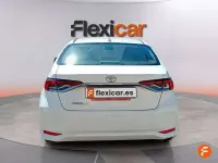 Usado Toyota Corolla Active 140 CV (102 kW) 2023 Blanco Utilitario